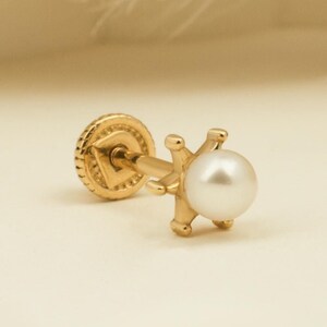 14K Solid Gold Pearl Flower Piercing, Cartilage Screw Back Helix Tragus Piercing, Stud Ear Piercing, Long Stud Earring, Piercing Jewelry