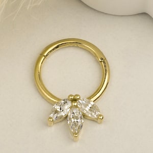 14K Solid Gold Markis Stone Lotus Hinge Ring Clicker Piercing, Minimalistyczny Złoty Pierścionek Hinge Piercing, Złoty Daith Piercing, Złoty Helix Piercing