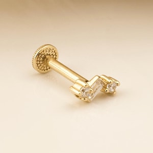Piercing baguette, boucle d'oreille cartilage, piercing tragus en or massif 14 carats, piercing tragus minimaliste, clou d'oreille en or