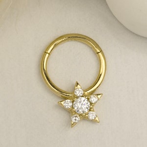 Piercing de dobradiça com motivo de estrela em ouro maciço 14K, piercing de dobradiça minimalista em anel de ouro, piercing Daith dourado, piercing Helix dourado