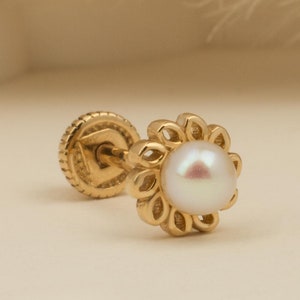 14K Solid Gold Pearl Flower Piercing, Cartilage Screw Back Helix Tragus Piercing, Stud Ear Piercing, Long Stud Earring, Piercing Jewelry