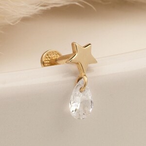 Piercing ster met druppelsteen, kraakbeenoorbel, 14K massief gouden traguspiercing, minimalistische traguspiercing, gouden studpiercing