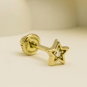 14K massief gouden sterpiercing, kraakbeenschroef helix traguspiercing, stekerspiercing, lange nageloorring, piercingsieraden.