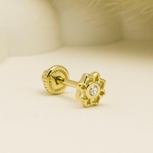 14 kt massief gouden bloempiercing, kraakbeenschroefrug helix traguspiercing, oorstekers, lange nageloorbellen, piercingsieraden.