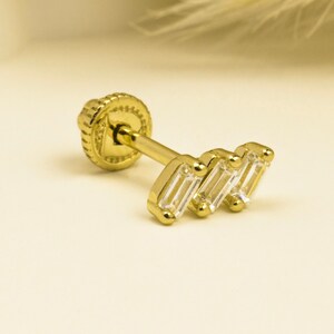14K Solid Gold 3 Baguette Stone Piercing, Cartilage Screw Back Helix Tragus Piercing, Stud Ear Piercing, Stud Earring, Piercing Jewelry