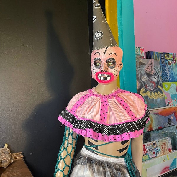Pink Ruffle Clown Collar, Halloween ruffle Collar. carnival neckpiece, circus bib neckwear, mardi gras costume, doll costume collar