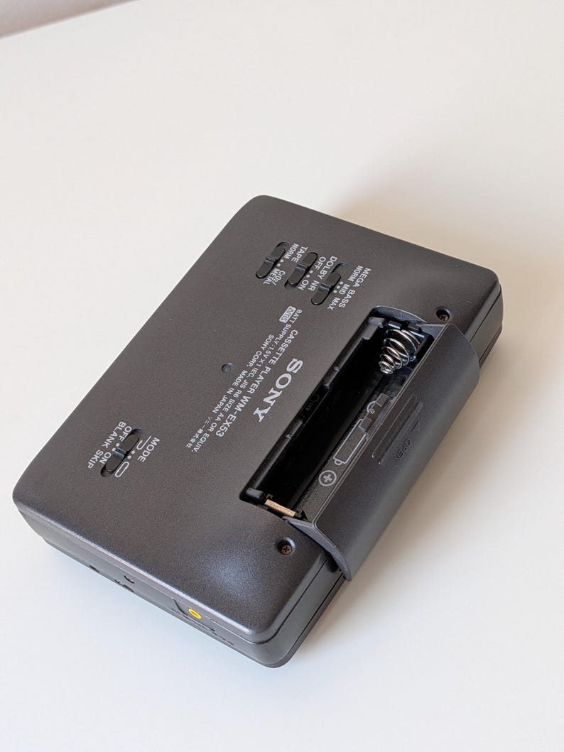 Sony Walkman WM-EX53 Cassette Player - Fully Working - New Belt - Serviced - Original Case & Earphones image 12