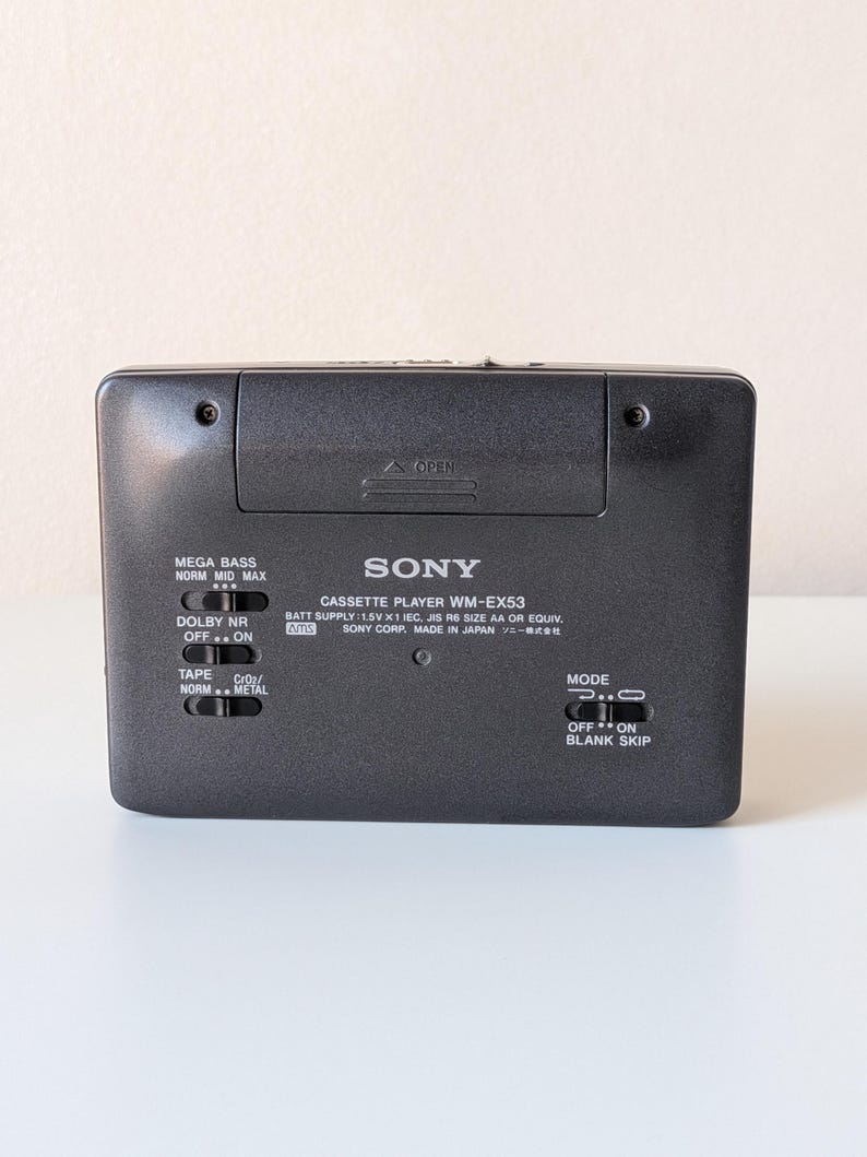 Sony Walkman WM-EX53 Cassette Player - Fully Working - New Belt - Serviced - Original Case & Earphones image 5
