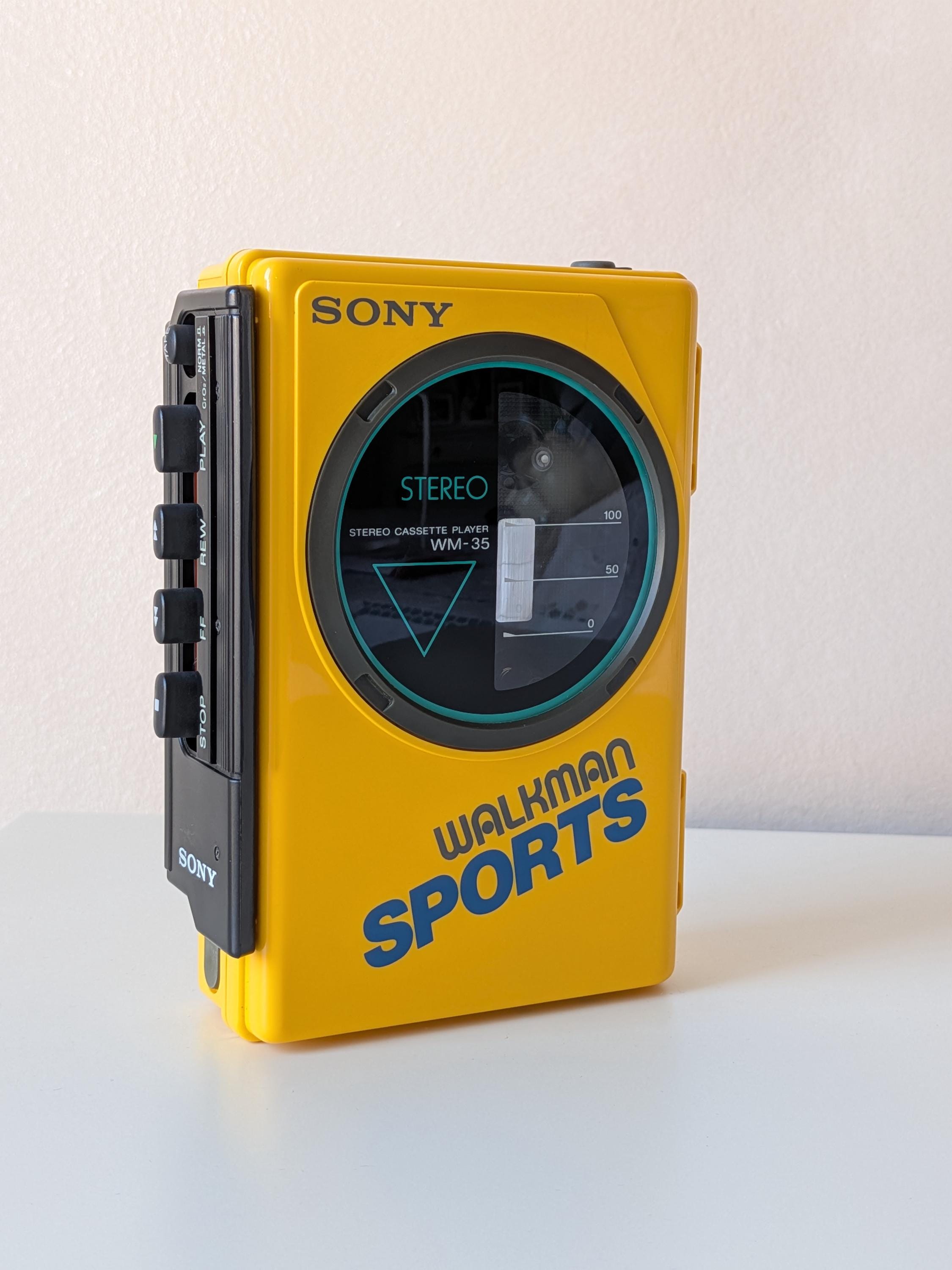 Sony sports yellow - Etsy 日本