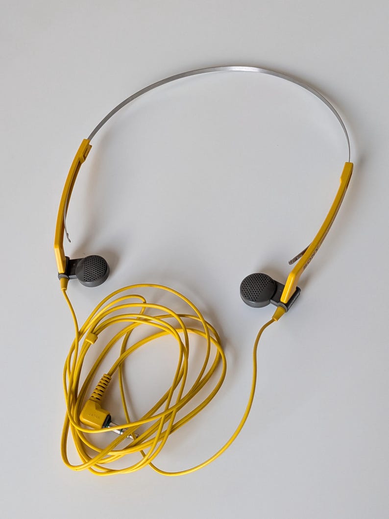 Sony Walkman Sports WM-B53 Vintage Yellow Cassette Player with Original MDR-W15 Headphones – Fully Working image 15