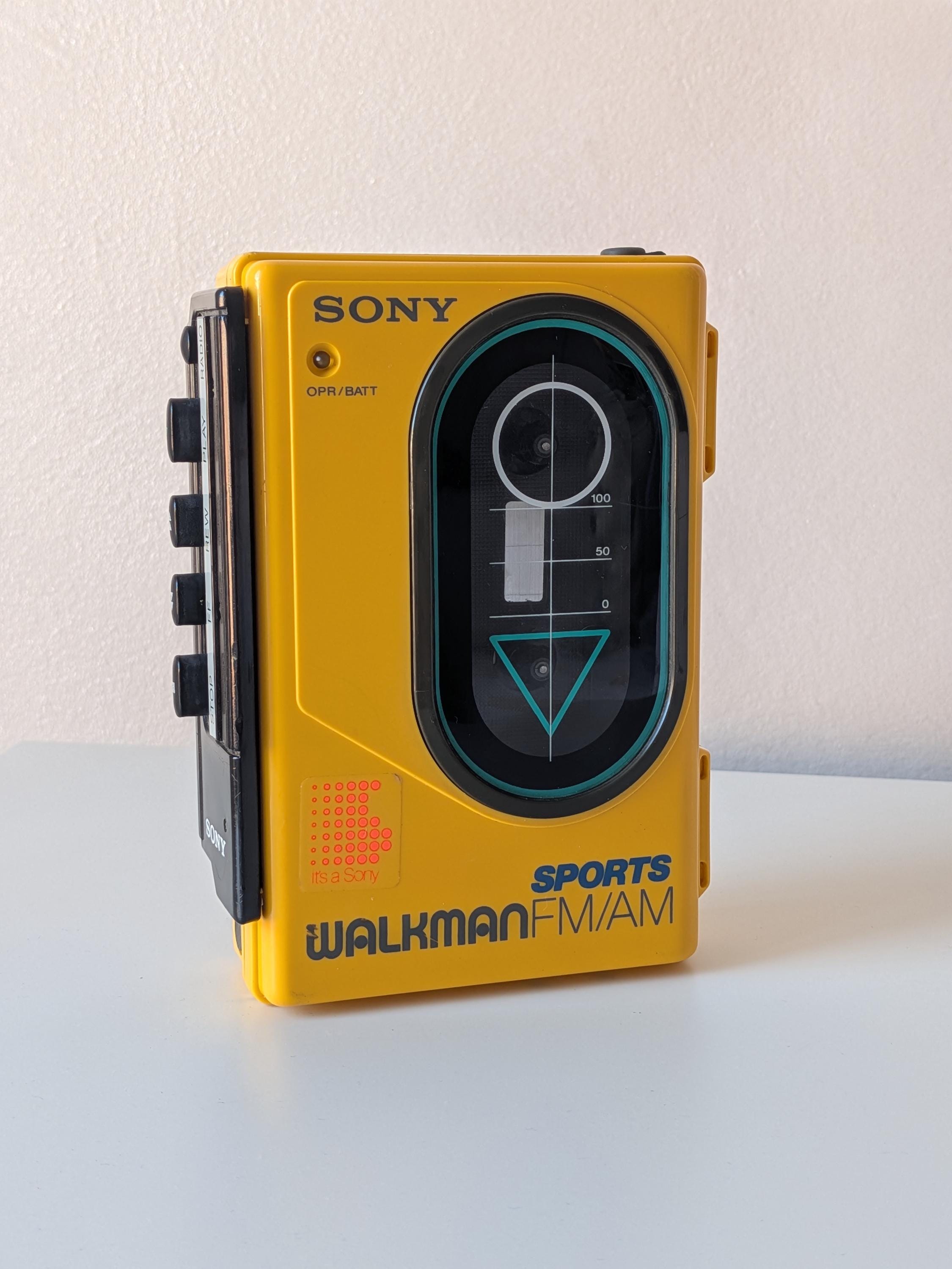 Sony sports yellow - Etsy 日本