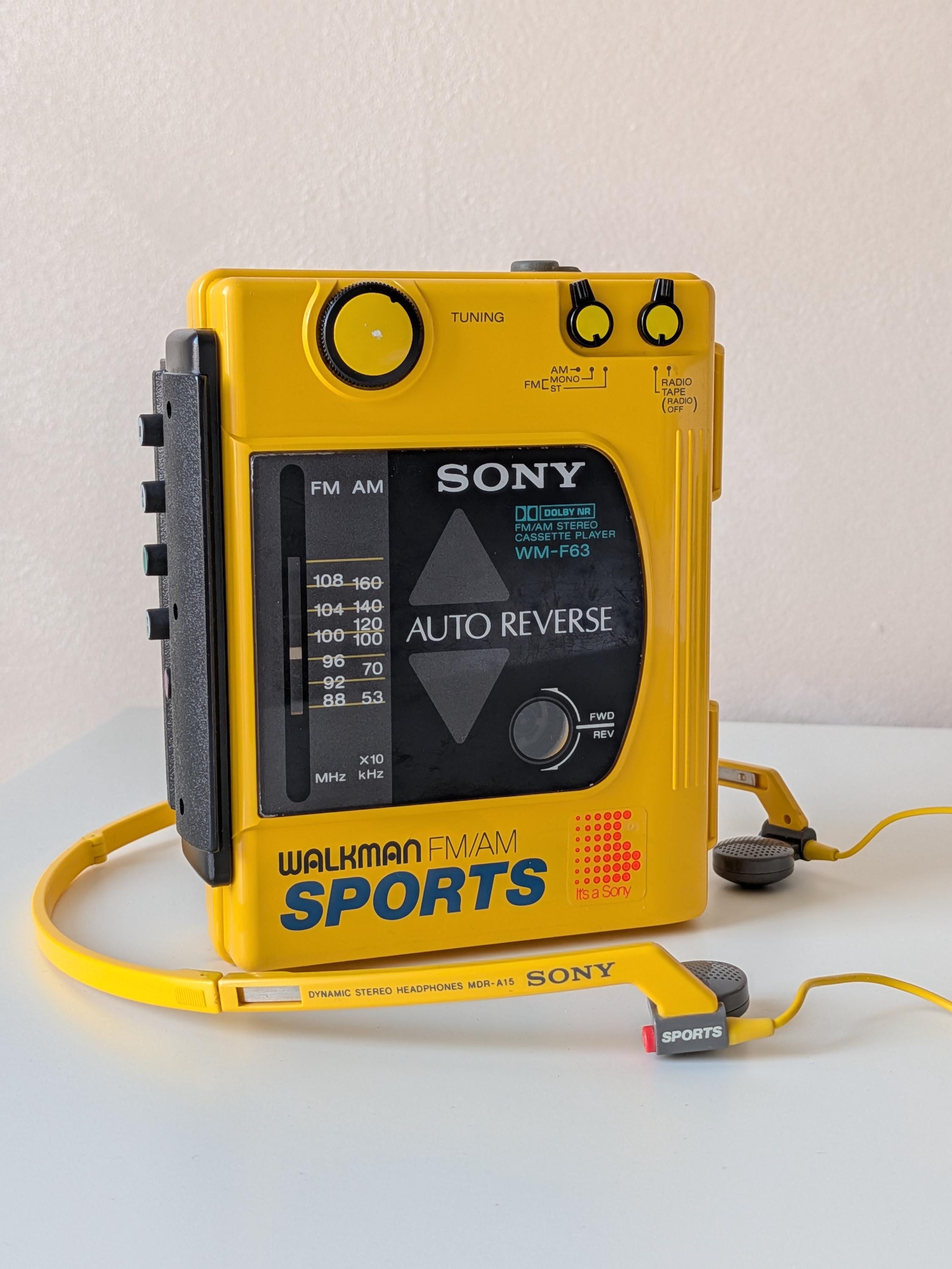 Sony sports yellow - Etsy 日本