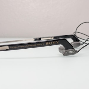 Sony Walkman WM-DD22 Quartz Vintage Cassette Player – Fully Working, Original MDR-W10 Headphones, 90s Retro Audio image 19