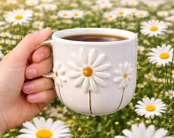 Handmade Daisy Ceramic Mug, 24K Gold Handle, Floral Coffee Cup, Gift for Her