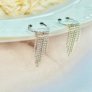 Pendiente con flecos plateados - Pendiente con cascada - Pendiente estilo boho - Joyería sin perforaciones para mujeres y hombres - Pendiente minimalista