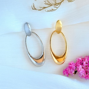 Schmerzfreie lange ovale Ohrclips in gold und silber ohne Piercing, Minimalistisch Oval Creolen| Ohrschmuck für nicht gepiercte Ohren