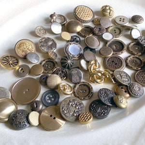 Sir Redman set of suspender buttons & screws antique brass L
