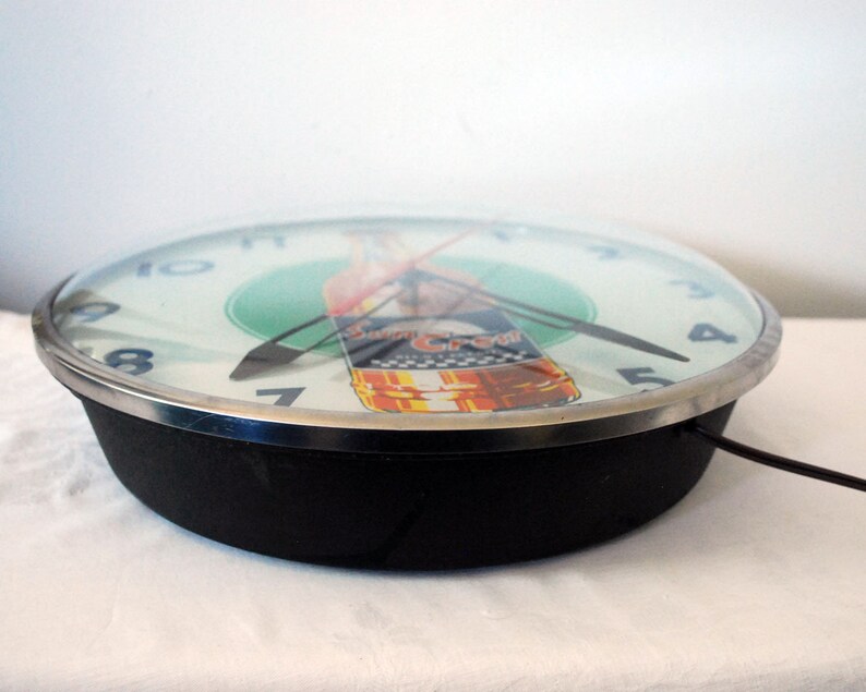 Sun Crest Soda Advertising Clock 1950s Light Up Bar Clock Etsy