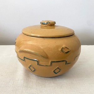 Western Bean Pot, 1940s Stoneware Crock, Vintage Southwest Cooking Pot or Cookie Jar
