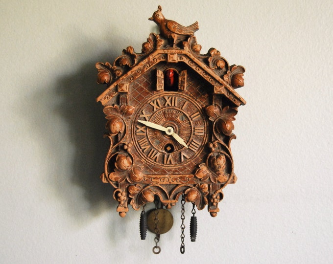 1930s Cuckoo Clock Miniature Lux Pendulette With Bobbing Bird Etsy