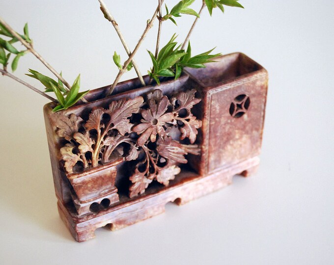 Vintage Chinese Soapstone Vase Carved Red Rock Asian Vessel Etsy