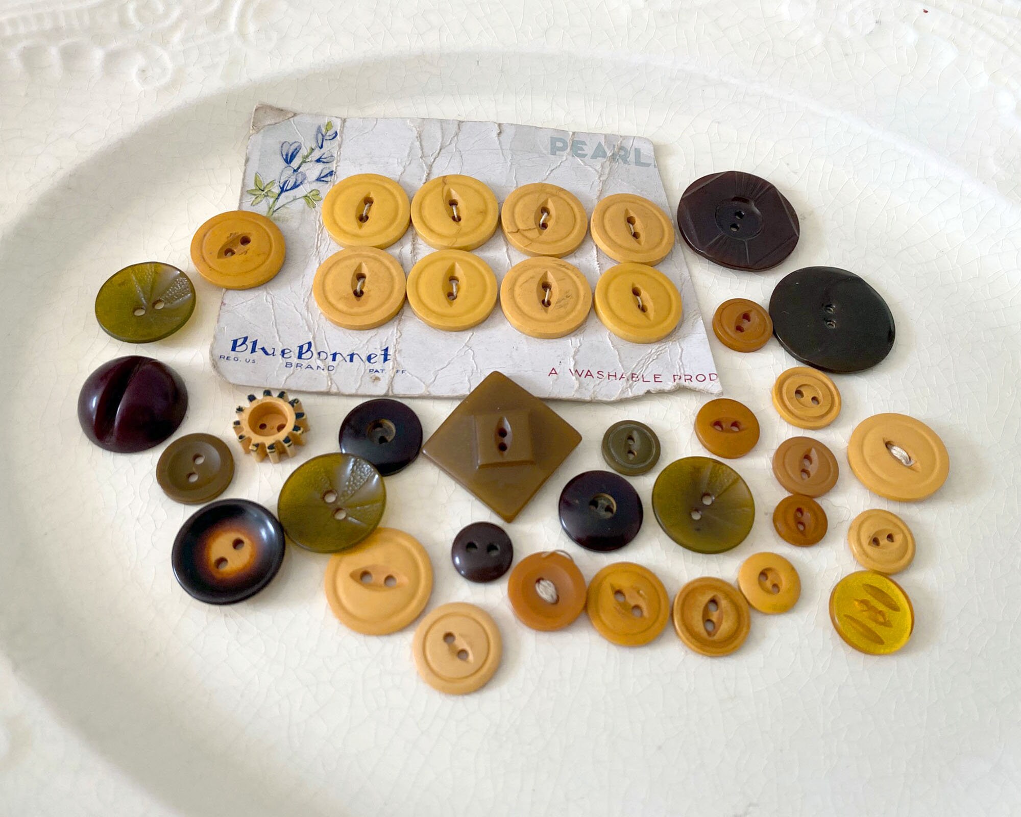 Memorabilia Bakelite Butterscotch Buttons Art & Collectibles