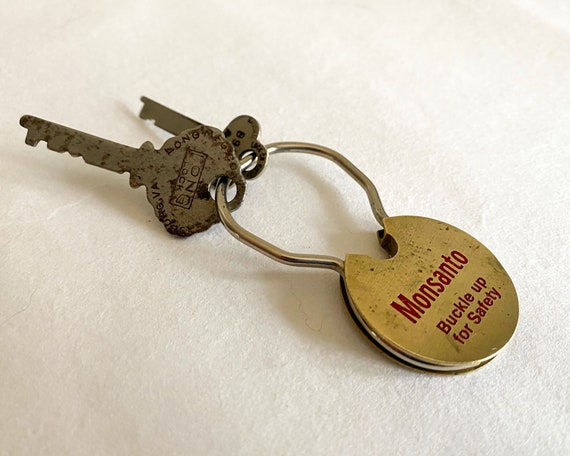 Vintage Advertising Keychain Key Gem
