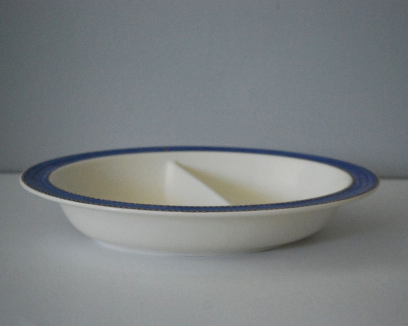 Queen/'s Ware Blue Vegetable Bowl Sarah/'s Garden Earthenware English China Fruit and Butterflies Wedgwood Divided Serving Bowl