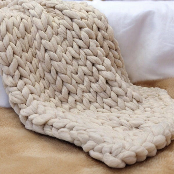 Hand Woven Blanket - Chunky Knit Throw Blanket - Warm Cosy Big Knitted Arm Chair Bed Blanket - Soft Wool Handmade Blanket