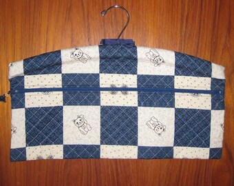 Maneki Neko Lucky Cat Design Closet Hanger Organizer Japanese Quilted Fabric