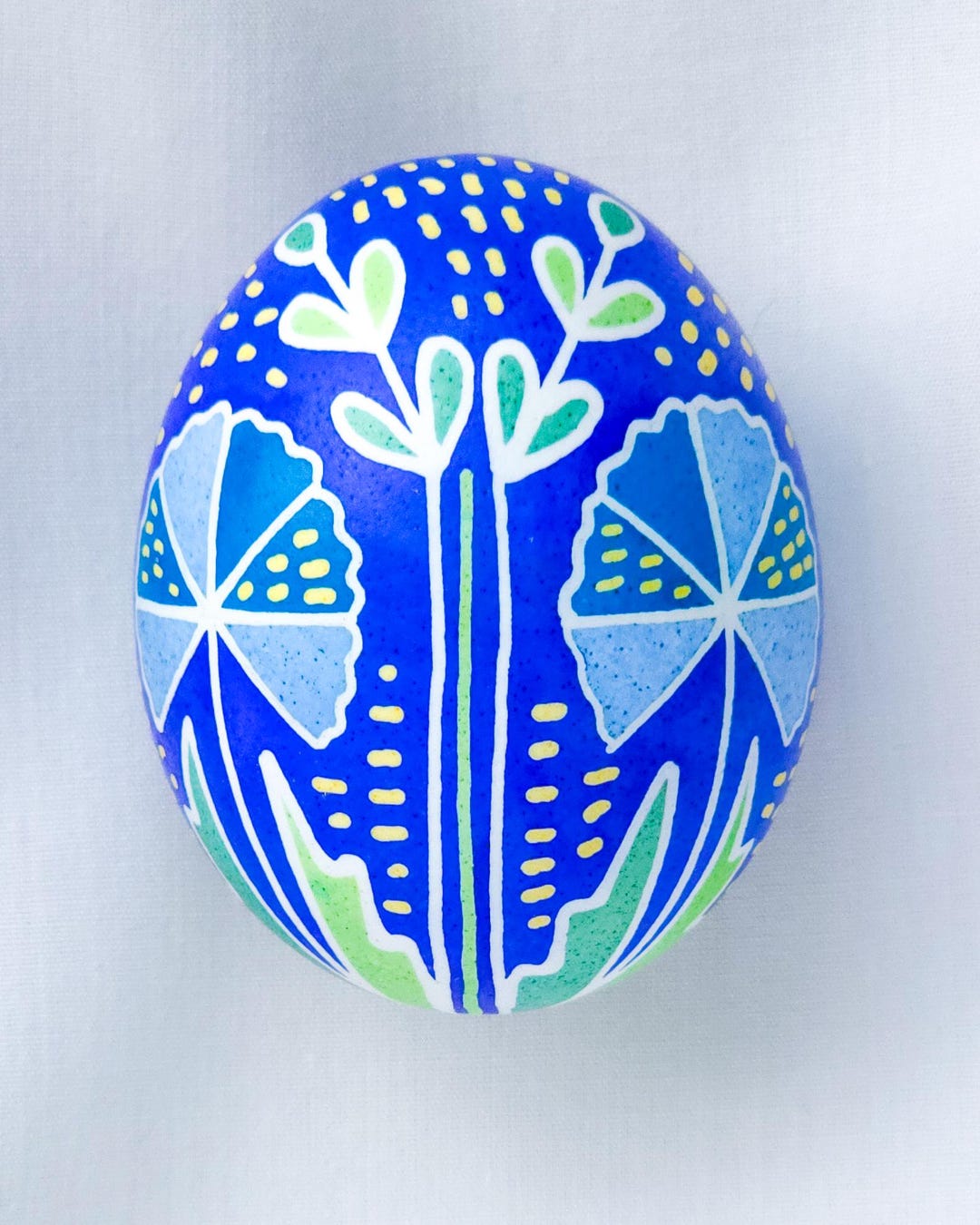 Ukrainian Pysanka Egg: Floral Folk Art Batik Ornament (choose Color) - Etsy