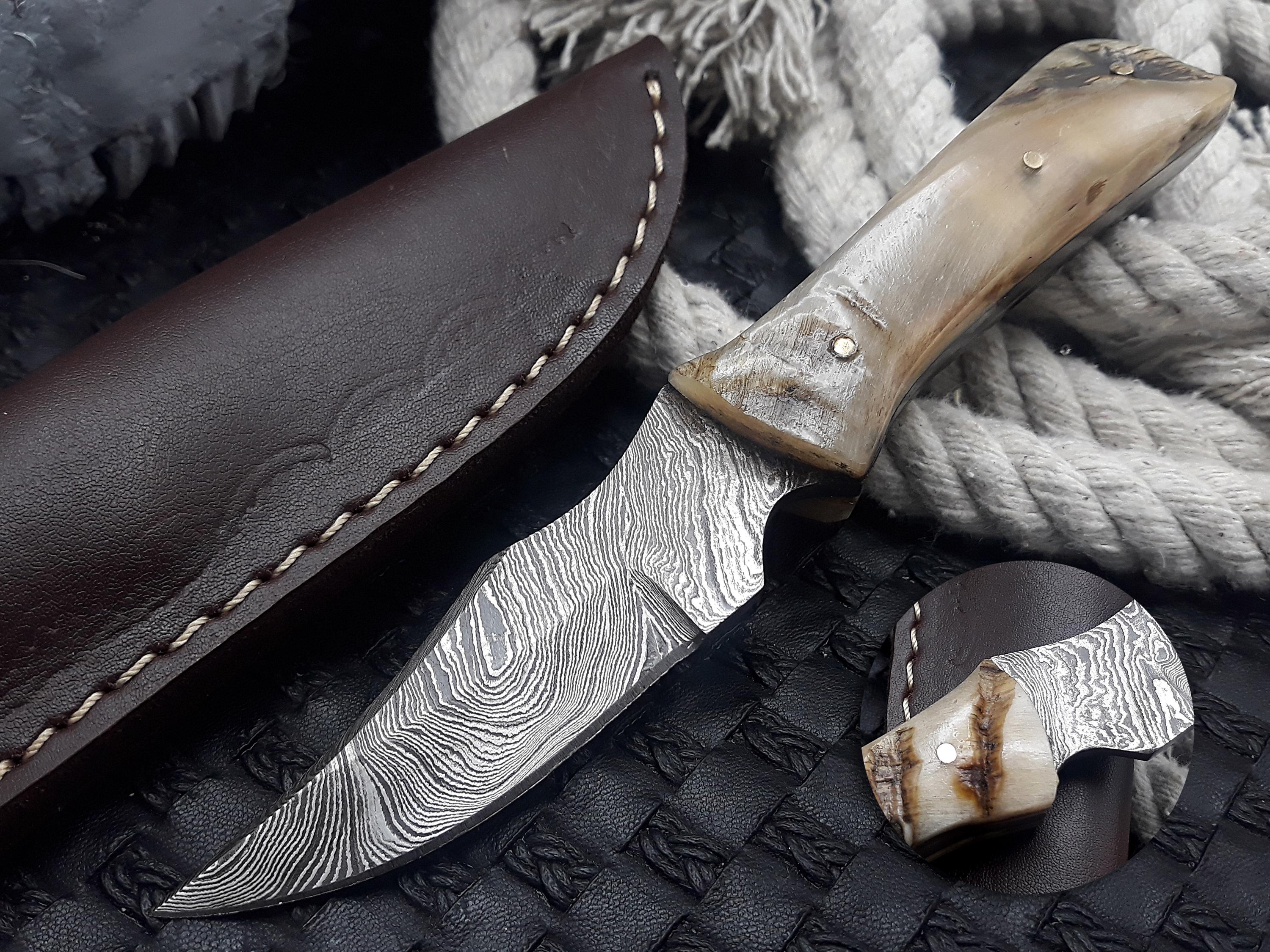 Personalized Damascus Steel Skinner Knife: Ram Horn Handle, Leather Sheath