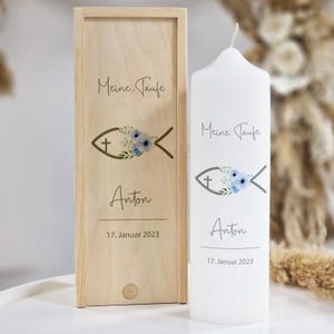Taufkerze Fisch Blumen blau, Personalisierte Taufkerze, Taufgeschenk, Segenskerze, Taufkerze Junge