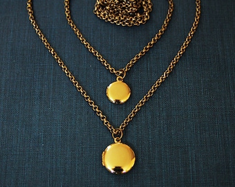 Generations - Deux minuscules médaillons en or brillant - Colliers médaillon assortis pour mère et fille