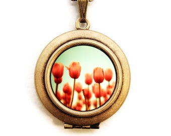 Photo Locket - Red Tulips Photo Locket Necklace