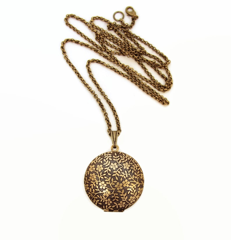 Forget Me Not Flower Pattern Domed Sphere Round Locket Necklace image 3