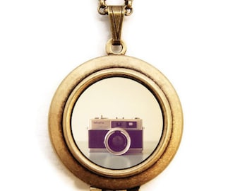Collier photo médaillon Minolta d'un appareil photo vintage - Collaboration avec SusannahTucker