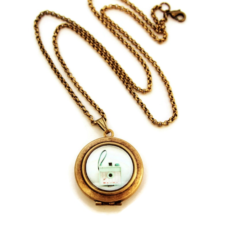Camera Locket The Savoy - Pastel Mint Vintage Savoy Camera - Photo Locket Necklace - Etsy