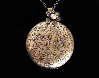 Smitten - Brass Tapestry Locket - Empty for you to insert your pictures