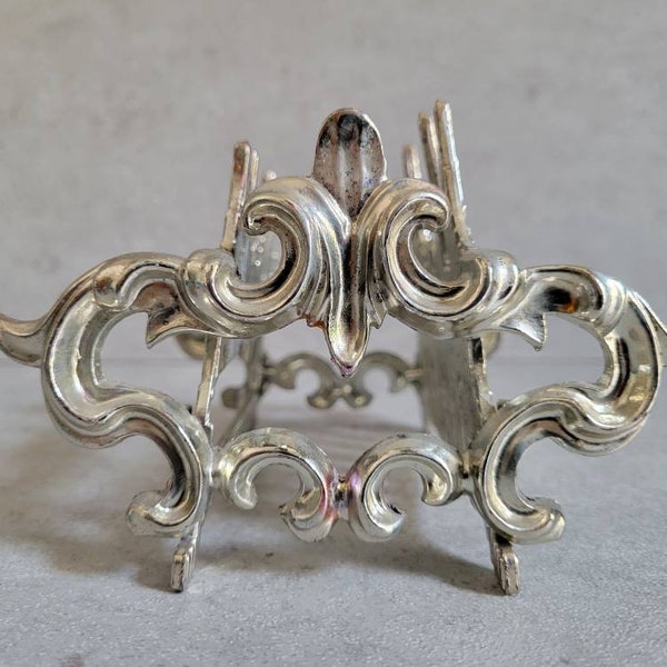 Vintage Silver Plated Knife Rest Stand - Knife Ornate Holder, Formal Dining Accessories, Scrolls Design, Christmas Table Decor