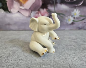 Lenox Porcelain Elephant  with 24K Gold Accents - Shelf Decor, Guest Name Cards Stand