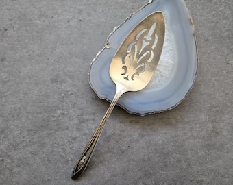Vintage Pie Server -Floral Pierced Pie Server Silver Dessert Server Embossed Flowers Handle Victorian Ornate Silverplated