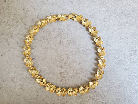 Vintage X Knot Link Necklace - 1980s Gold Tone Statement