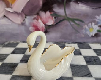 Lenox Porcelain Swan with 24K Gold Accents - Wedding Cake Topper, Table Decor, Guest Name Cards Stand