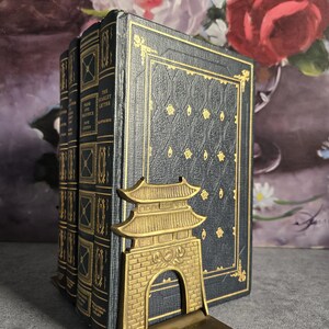 Vintage Brass Pagoda Bookends - Hinged Folding Gold Tone Pair of Bookends, Mid-Century Modern Pair of Bookends, Asian Shelf Decor