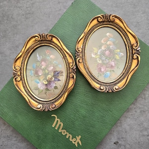 Vintage Italian Paintings - Pair of Small Floral Art with Gold Florentine Wooden Frame,  Italian Wall Art, Made in Italy