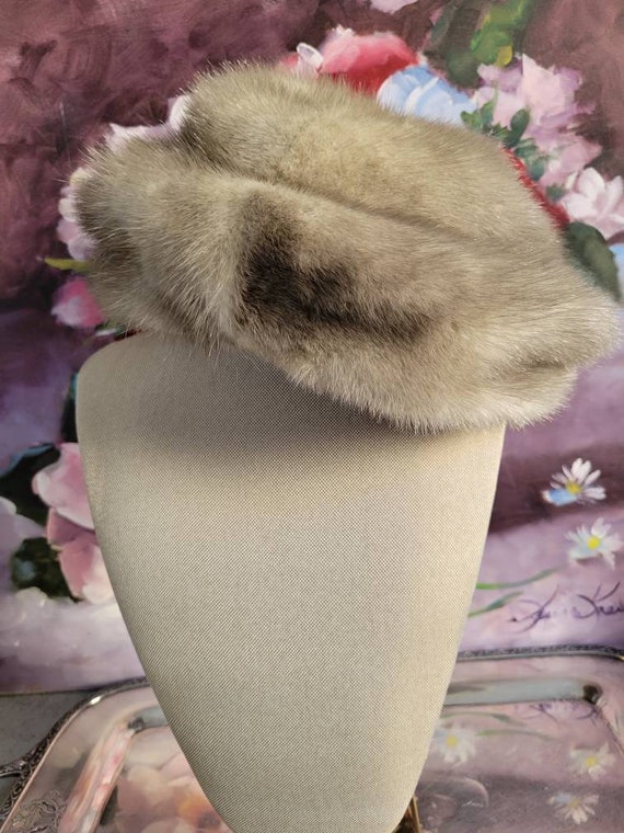 Silver Mink Fur Pillbox Hat - Vintage 1950s Macy'… - image 1