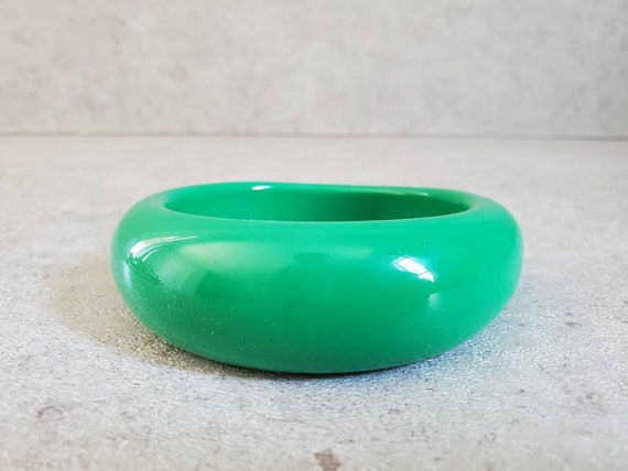 Vintage Green Bangle - Plastic Bracelet Cuff, Min… - image 1
