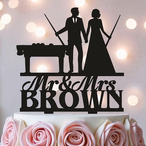 Billiards Wedding Cake Topper: Bride & Groom with Pool Cues