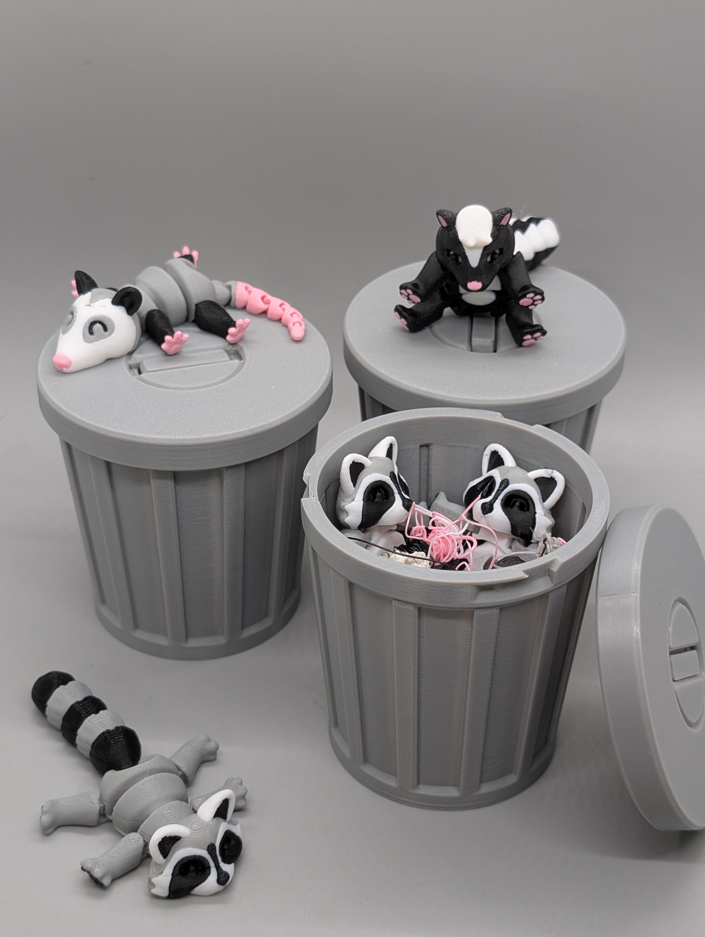 Flexi Trash Animals Duo, 3D Printed Fidget Toys, Raccoon, Opposum, Skunk, Red Panda with Mini Trash Can, and Trash!